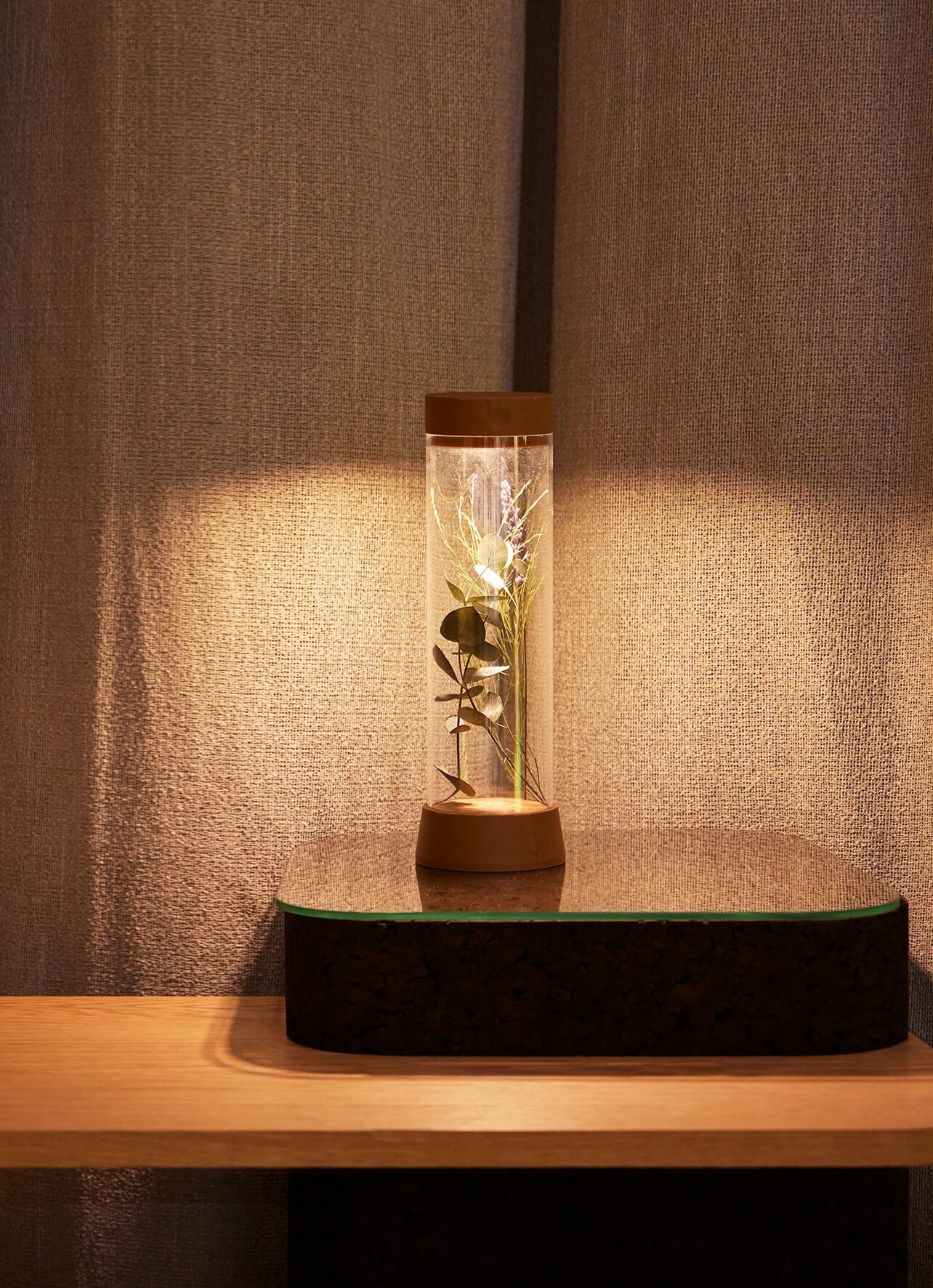 Lámpara portátil recargable EOS-4